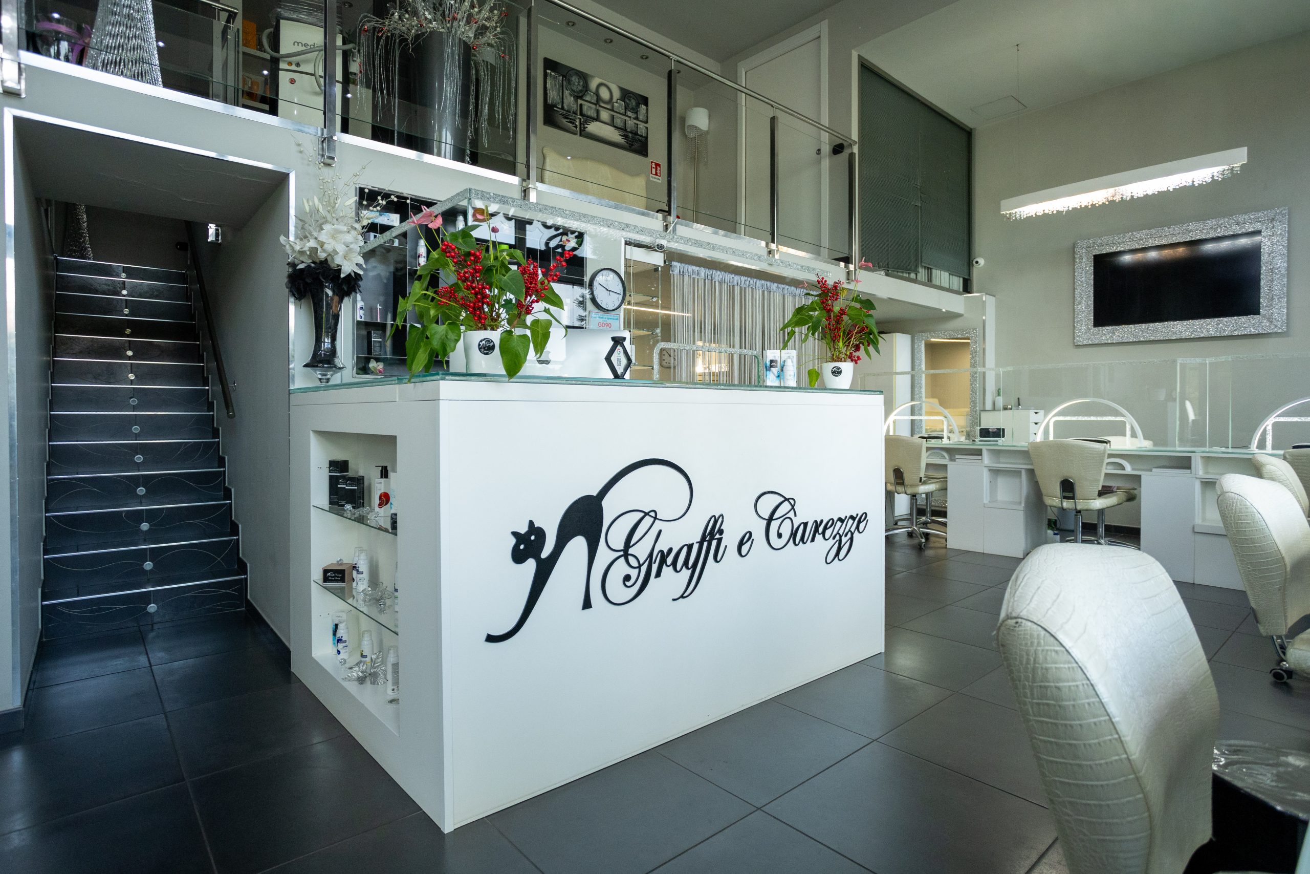 Graffi e Carezze — Centro estetico a Castronno