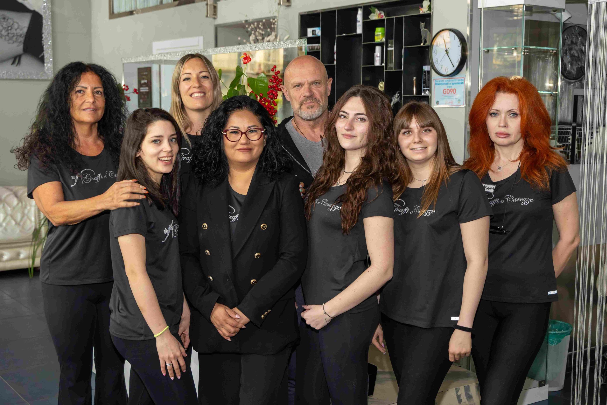 Il nostro team — Graffi e Carezze